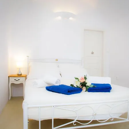 Linos Ferienhaus Emporio (Santorini)