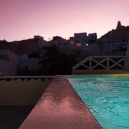 Linos Ferienhaus Emporio (Santorini)